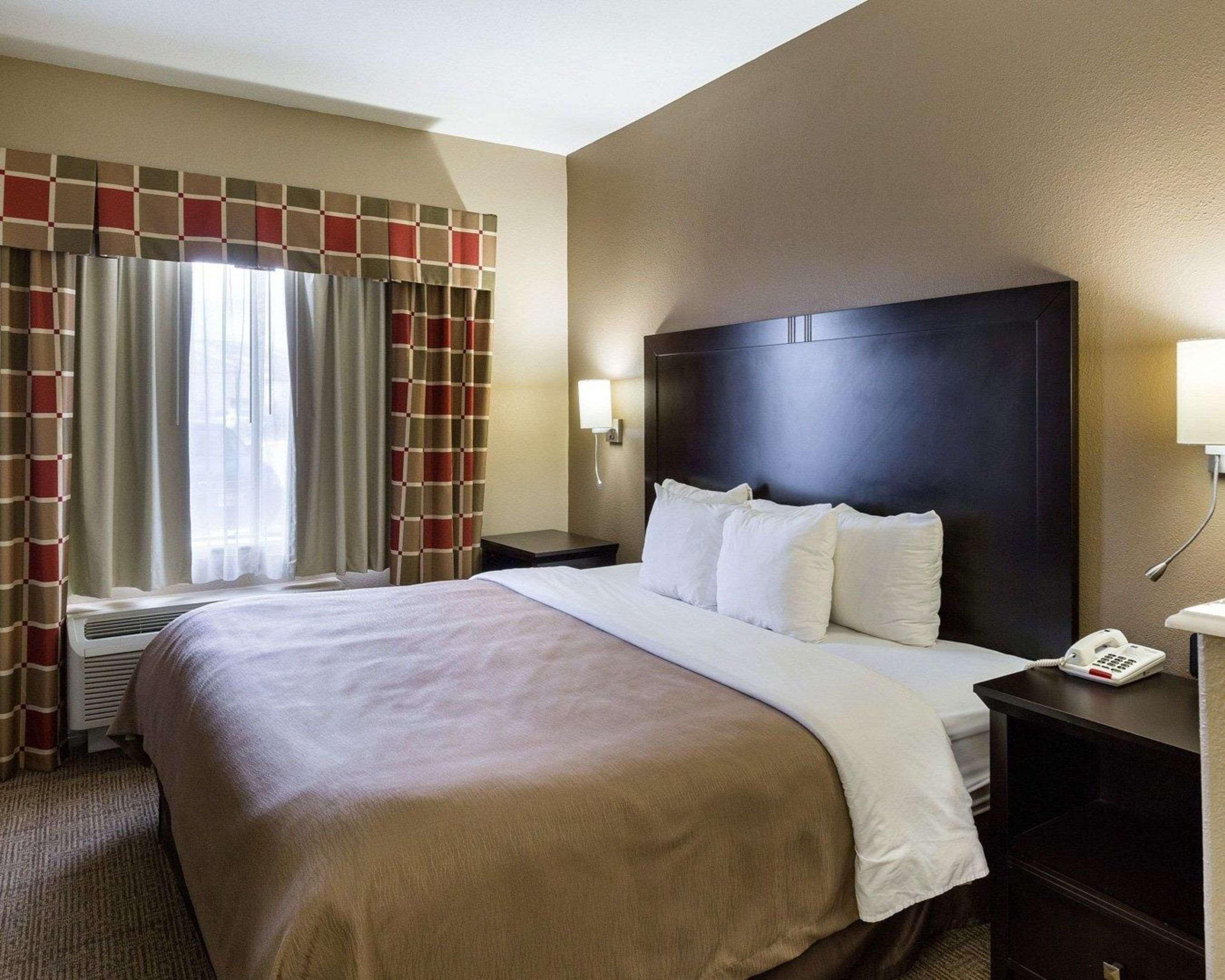Quality Suites Houston Nw Cy-Fair Jersey Village Esterno foto