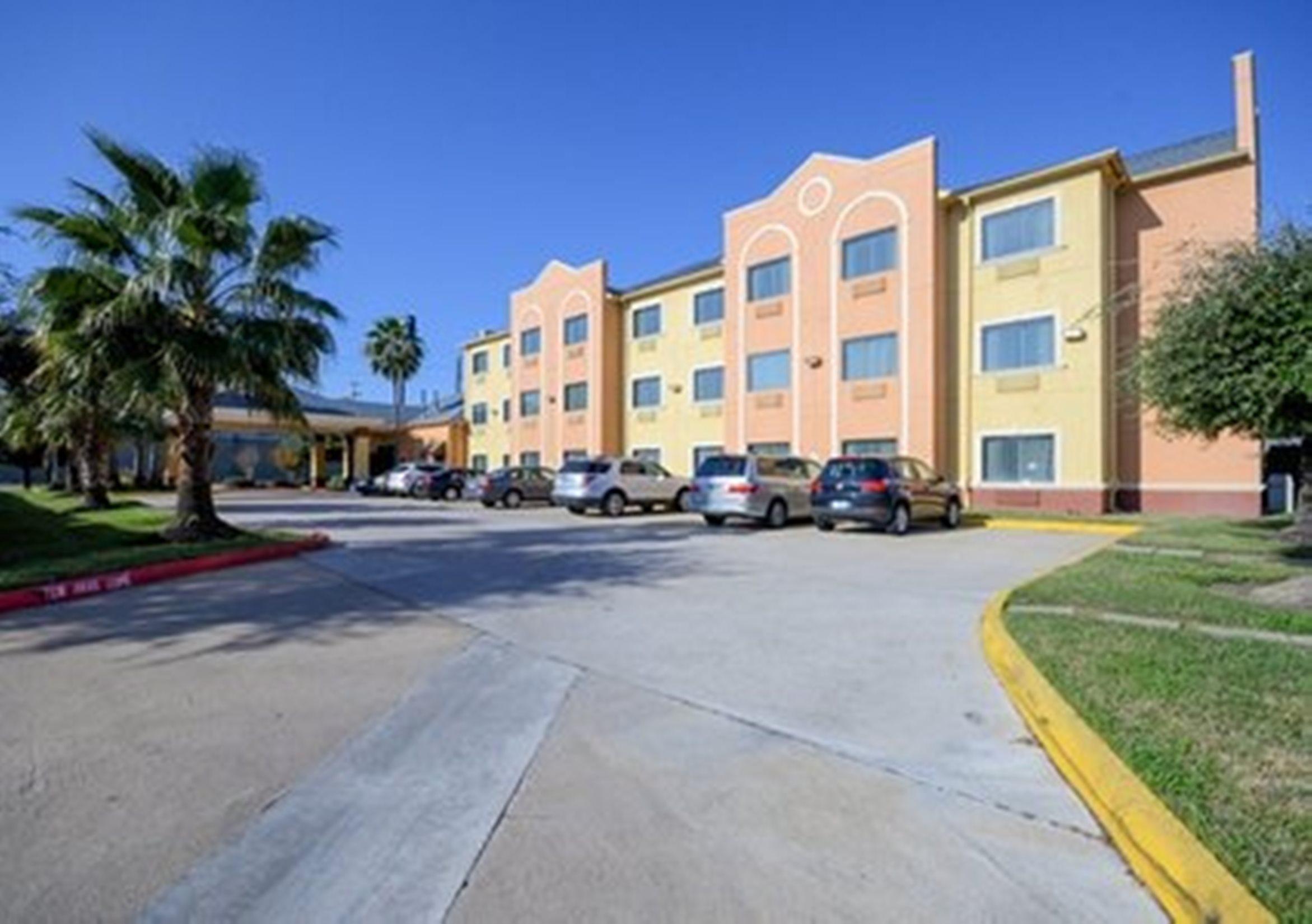 Quality Suites Houston Nw Cy-Fair Jersey Village Esterno foto